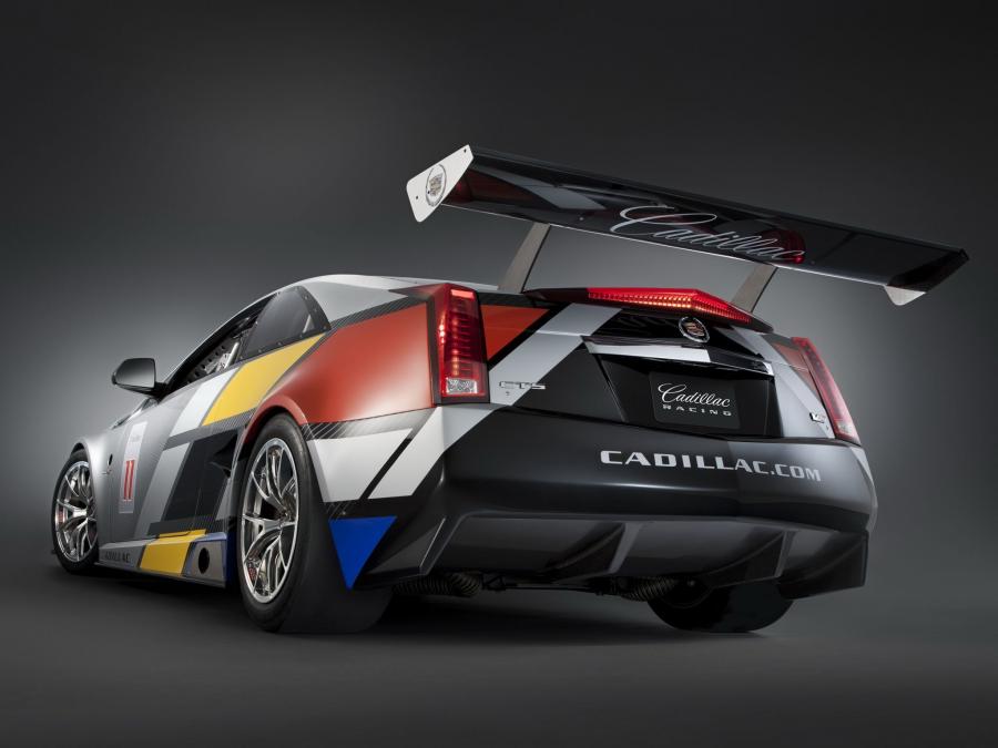  Cadillac CTS-V Coupe Race Car 2011 года  (фото 32 из 46)